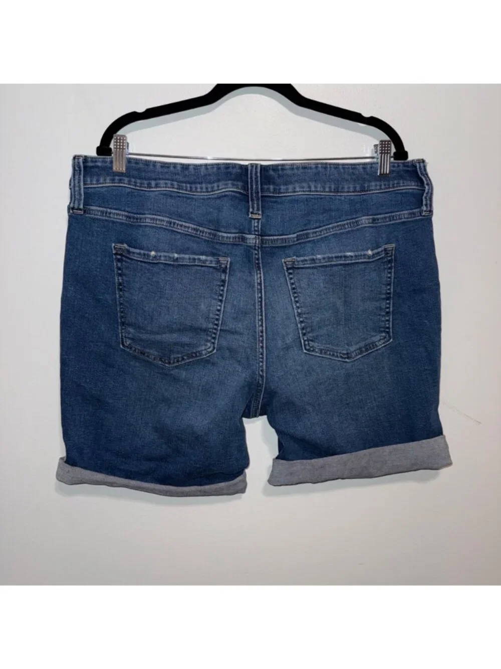 Gap Denim Womens 9" Bermuda Shorts Size 18/34 Dark Wash Cotton Blend Roll Cuff - Picture 6 of 6